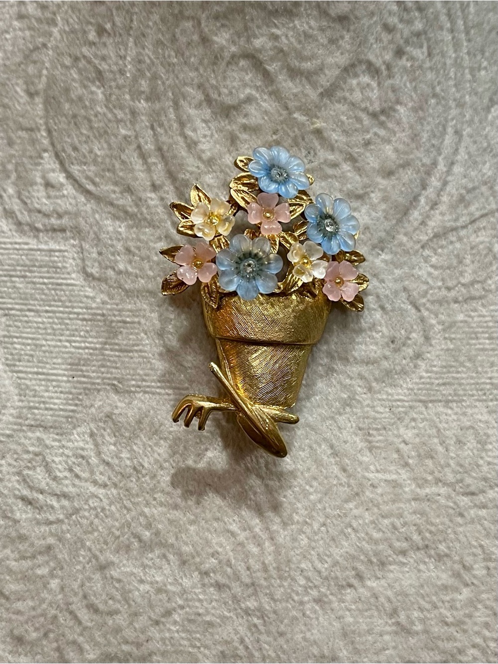 Vintage Lia Flower Pot Brooch with Pastel Lucite Flowers 2”